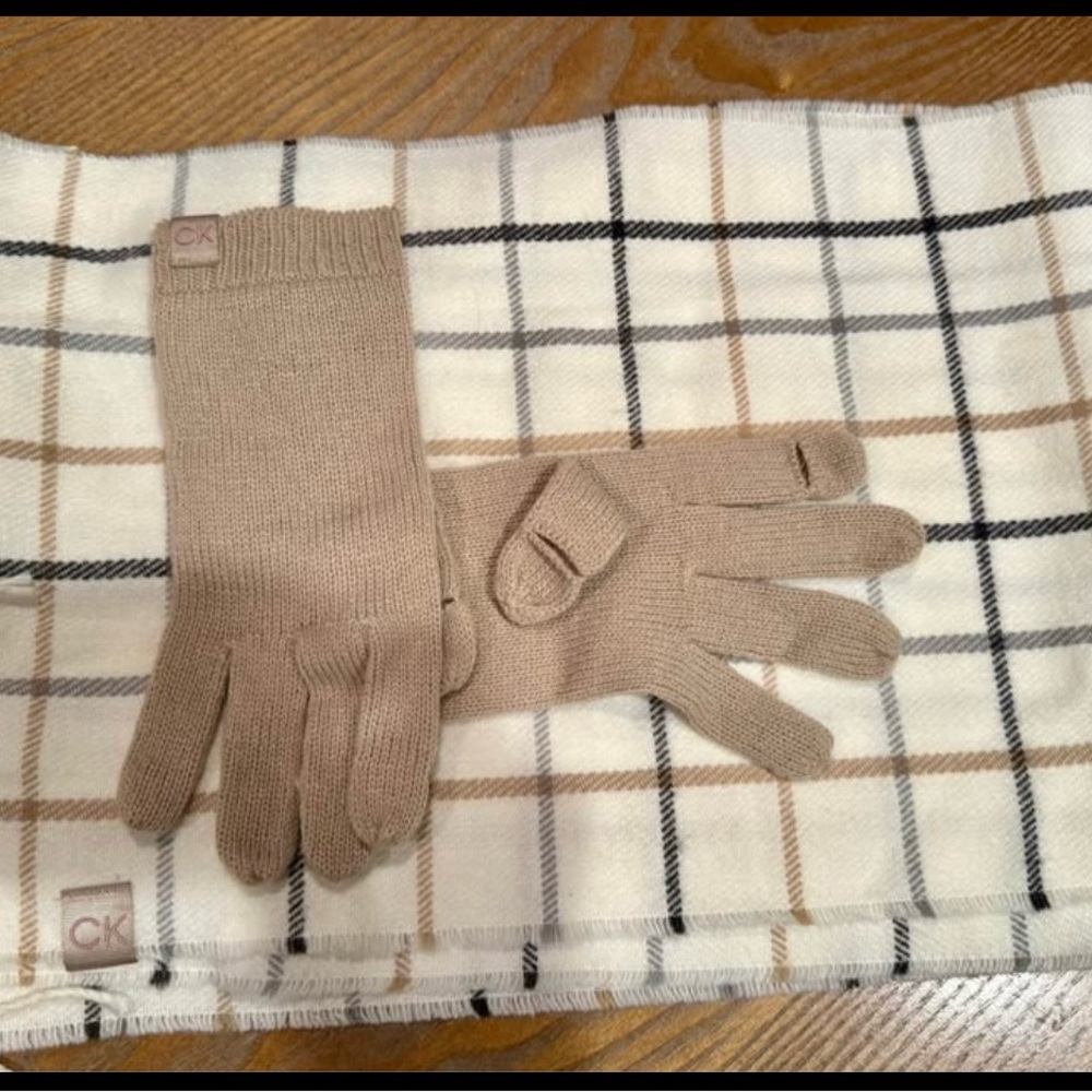 Calvin Klein Scarf and Gloves - new without tags!